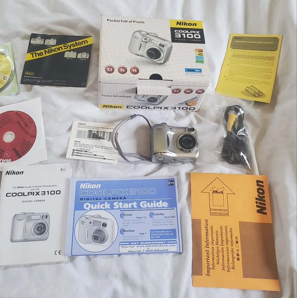 Nikon COOLPIX 3100 Silver Digital Camera 3.2M Pixels Box Original Manuals CD's